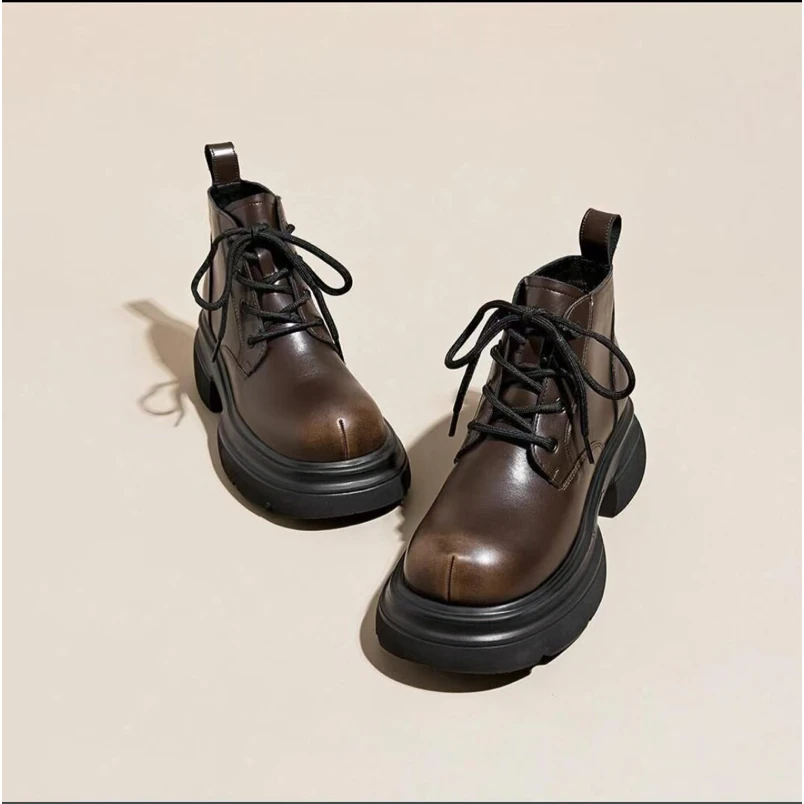 增高时尚百搭厚底圆头高级复古马丁靴23261