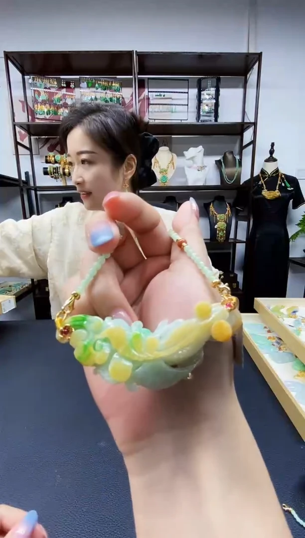 颈饰未镶嵌翡翠翡翠吊坠