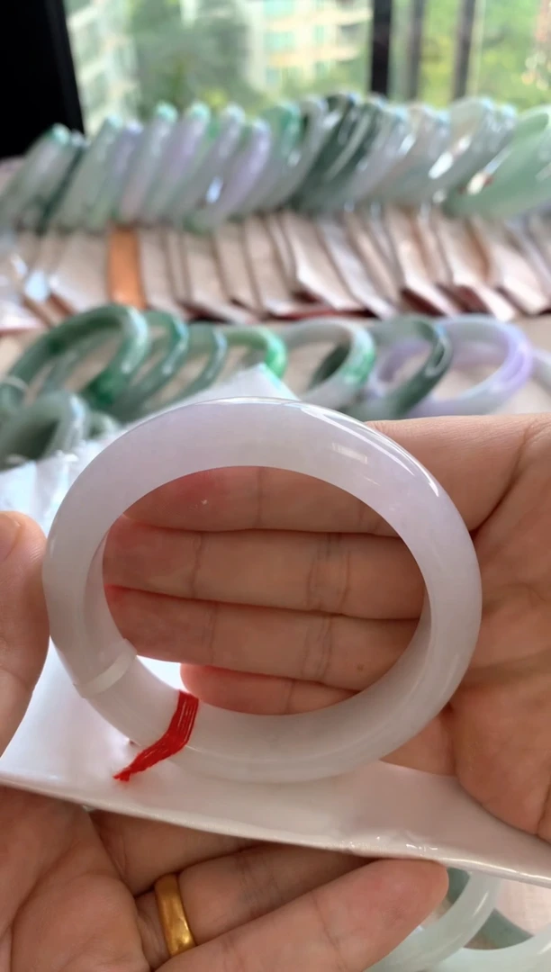 未镶嵌手镯翡翠樱花粉57.5