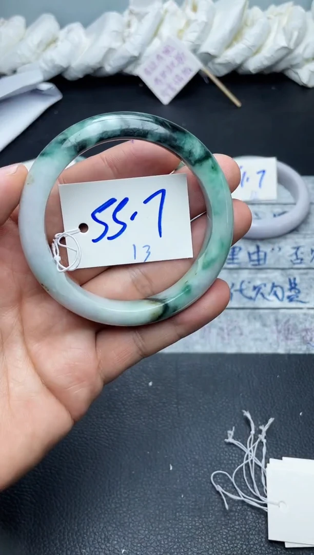 未镶嵌手镯翡翠13