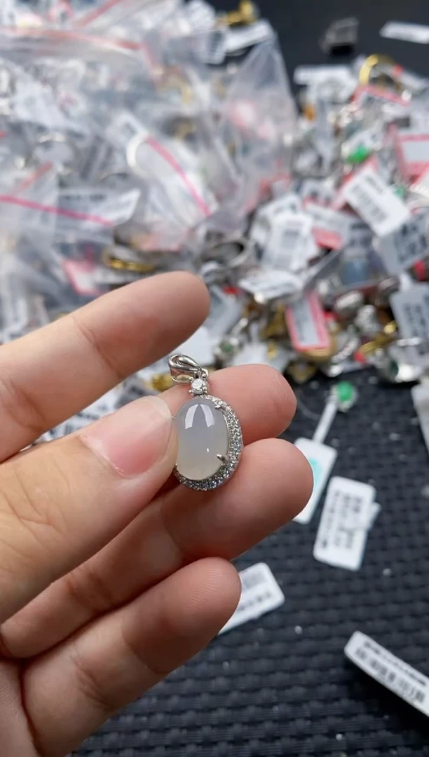 翡翠戒指银S925镶嵌666    6