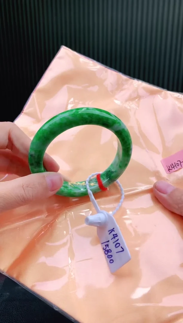 未镶嵌手镯翡翠55