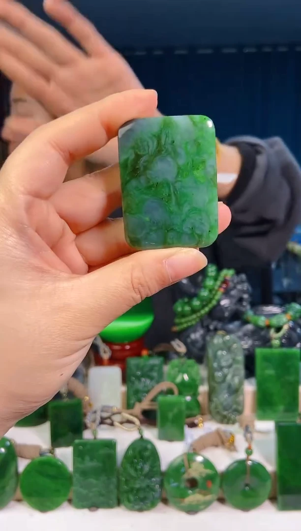 【闪购商品】和田玉挂件未镶嵌1