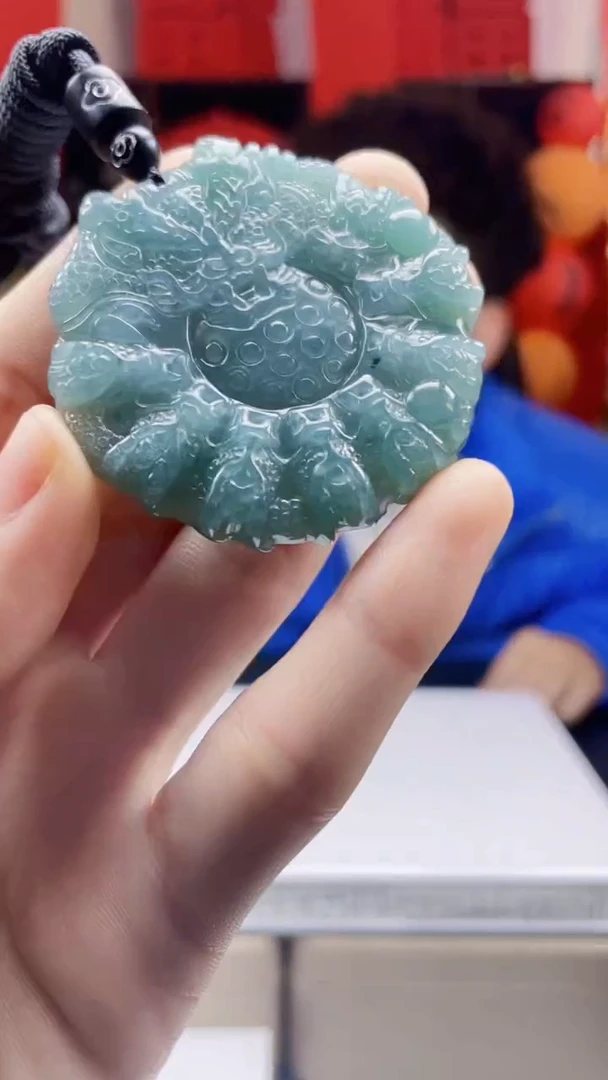 【闪购商品】翡翠吊坠(不含链)未镶嵌E19多样性发其一