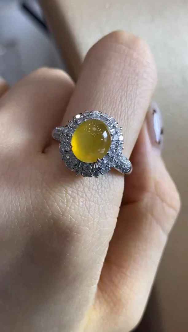 颈饰18K金镶嵌翡翠收到货48小时鉴赏期（超时不退不换）