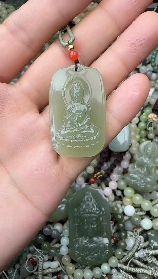 颈饰未镶嵌和田玉拍一发一