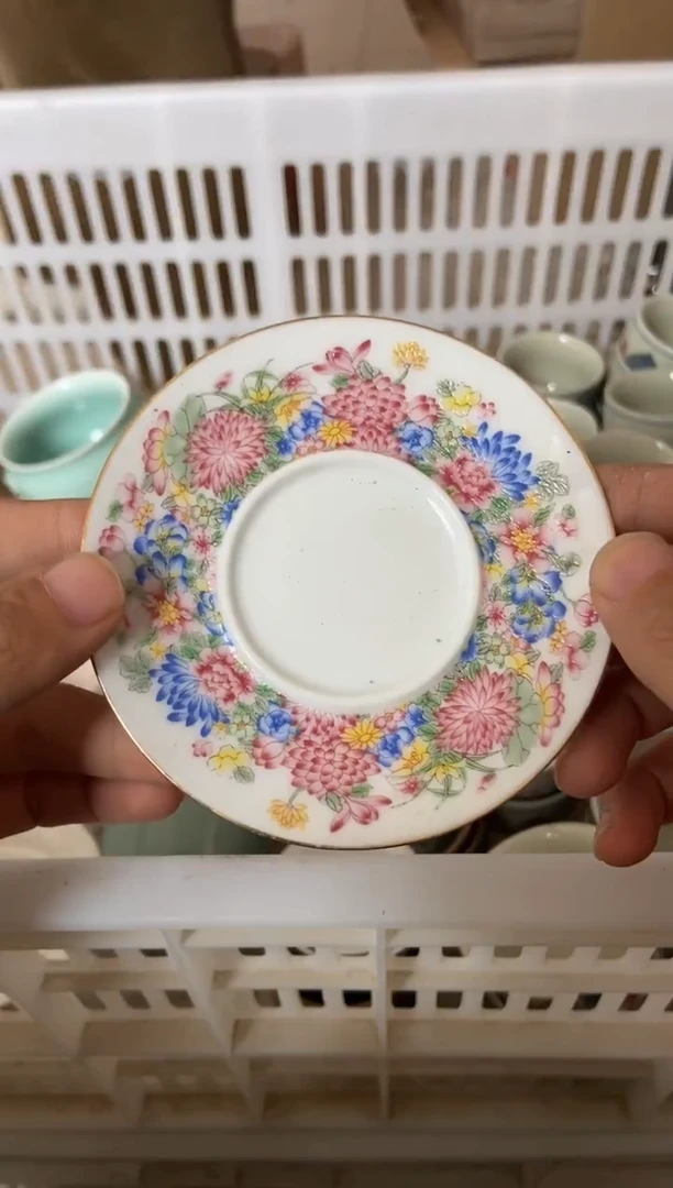 杯子瓷无运费险有瑕疵的摄影的产品有使用过的痕迹有点脏介意勿拍