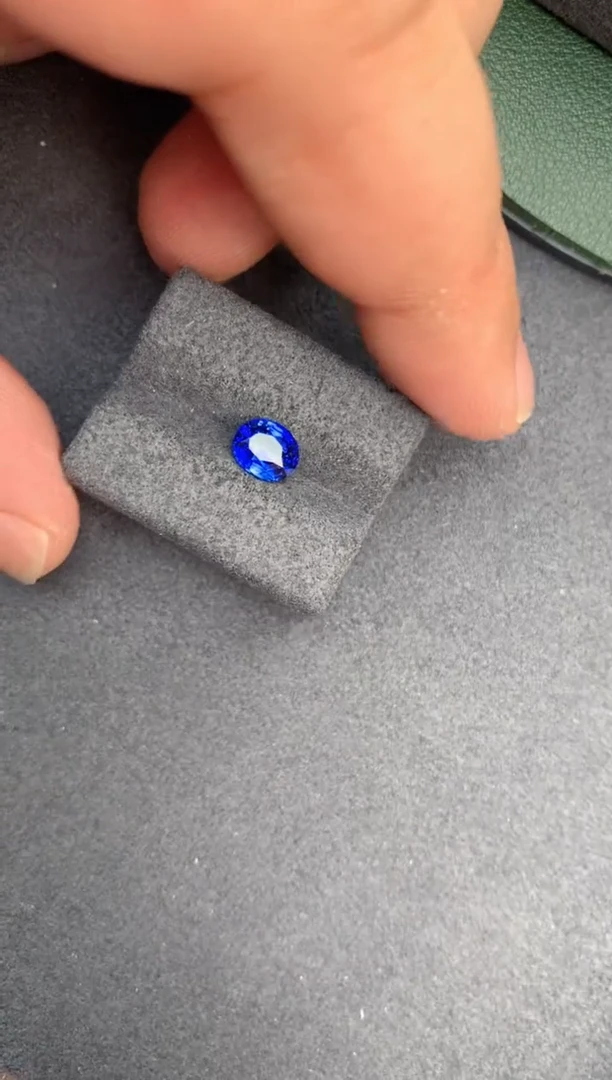 【闪购商品】蓝宝石裸石未镶嵌1.2ct皇家蓝