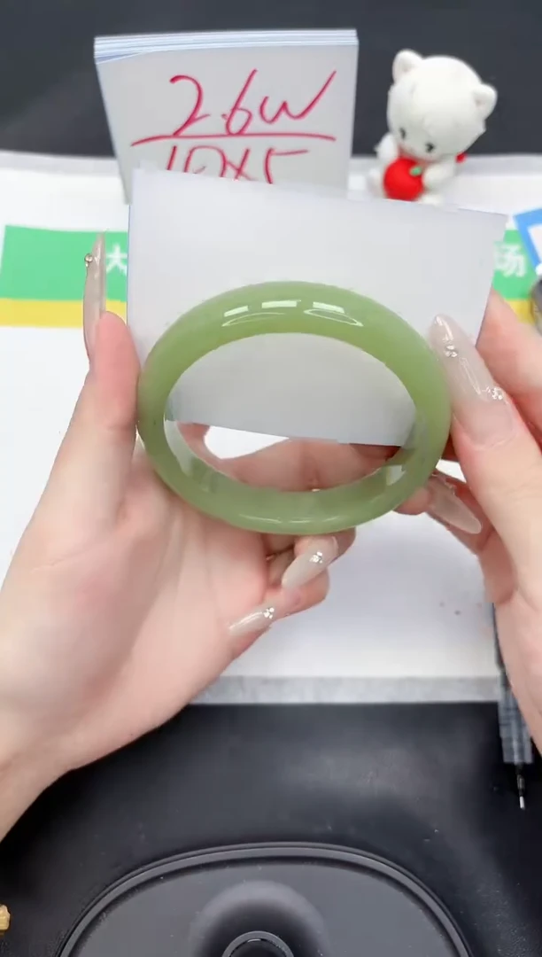 【闪购商品】石英质玉手镯未镶嵌224-64.5