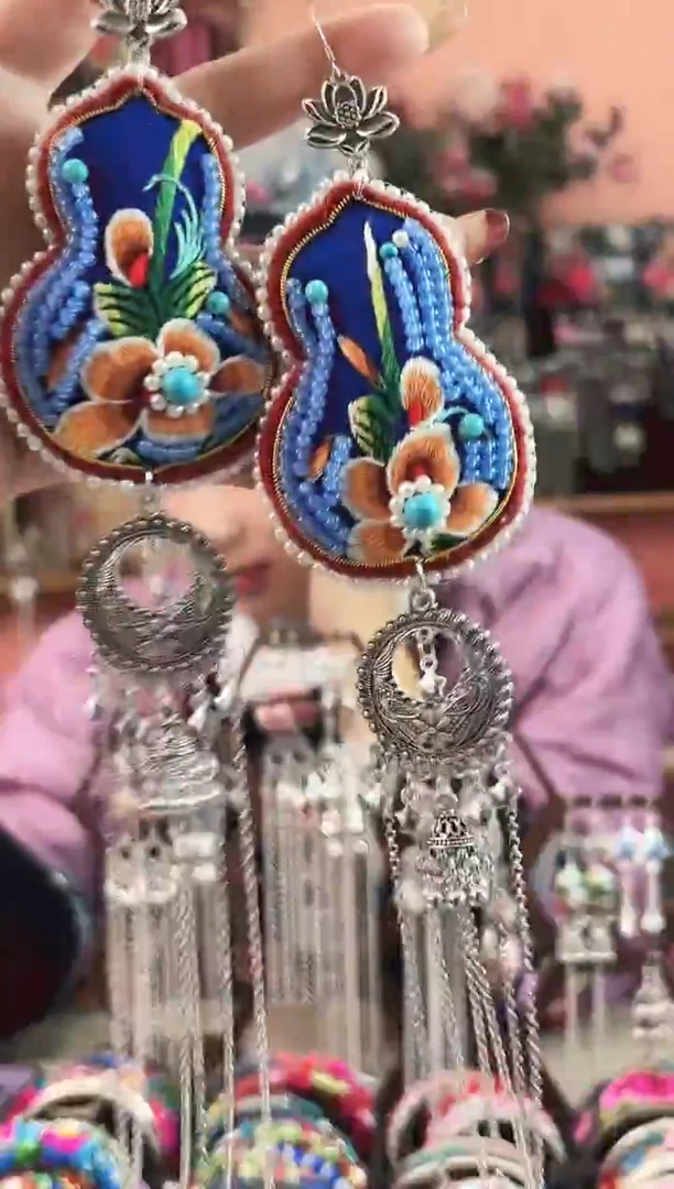 艺枝独绣手工饰品  133