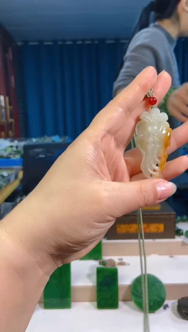 【闪购商品】和田玉挂件未镶嵌1