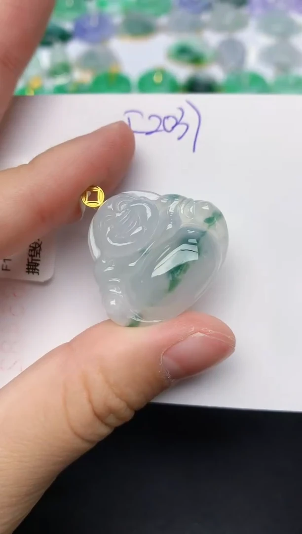 颈饰18K金镶嵌翡翠 天然缅甸A货翡翠百元以上9元证书费自理