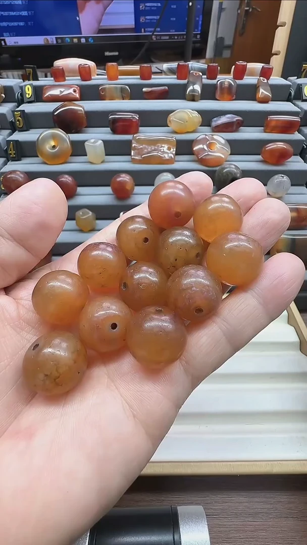 未镶嵌颈饰玛瑙/玉髓玛瑙20