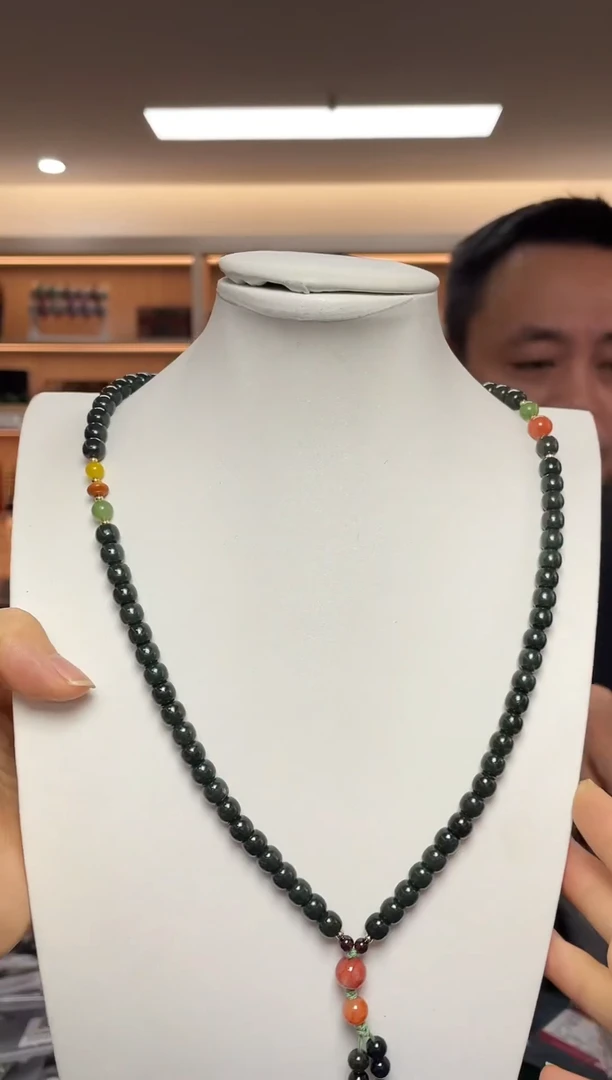 颈饰未镶嵌和田玉（多样性发一件）