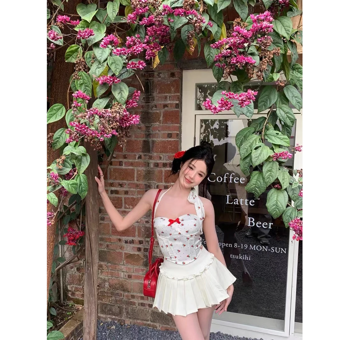 两只水仙 普吉岛之恋 鱼骨波点碎花吊芾套装收腰蝴蝶结裙裤百褶裙