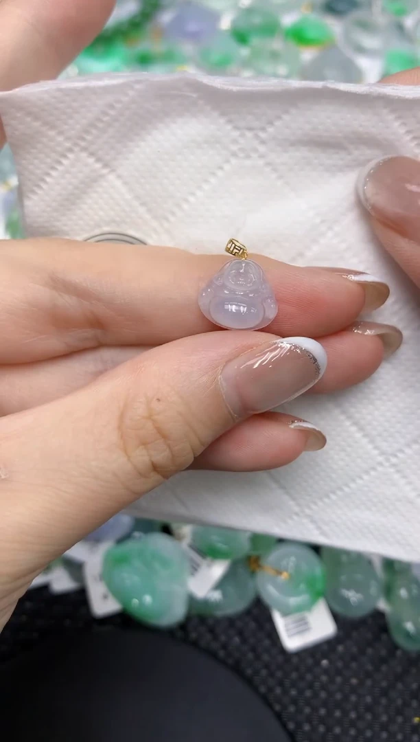 颈饰18K金镶嵌翡翠111111111