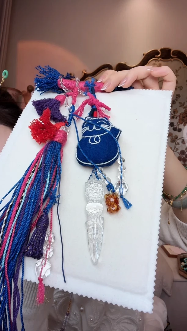 【闪购商品】水晶车挂未镶嵌超大金刚撅车挂