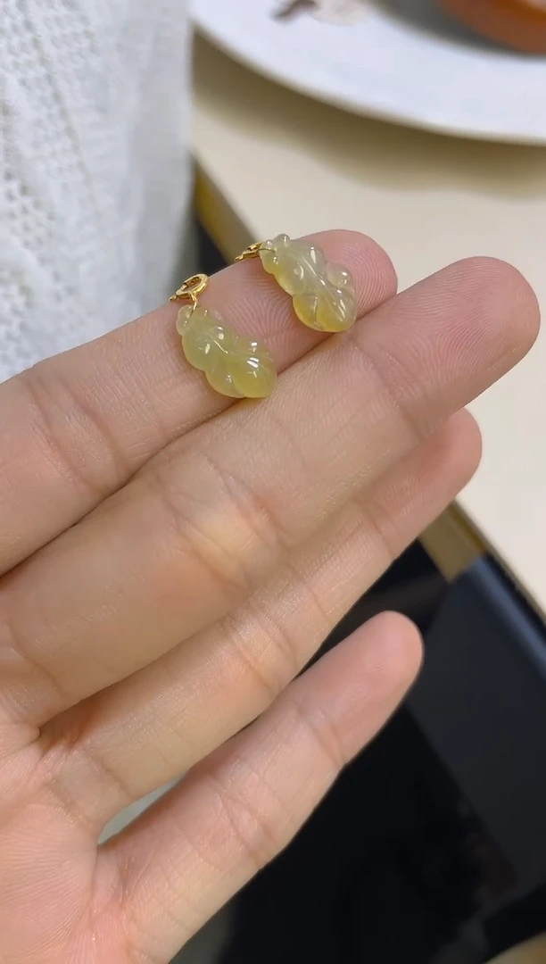 【闪购商品】翡翠颈饰18K金镶嵌多样性发货 发其一