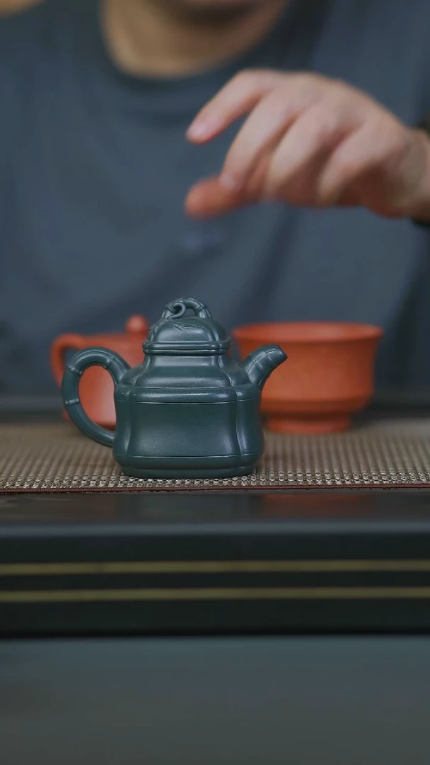茶壶紫砂半手民国绿四方竹鼎180cc