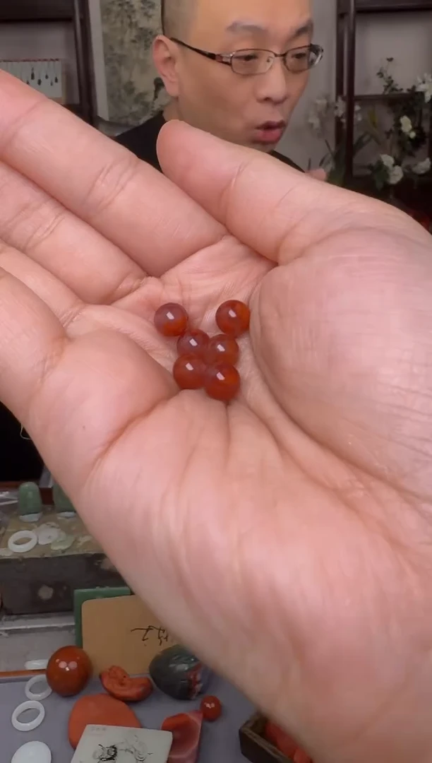 【闪购商品】南红玛瑙挂件未镶嵌2514--6颗