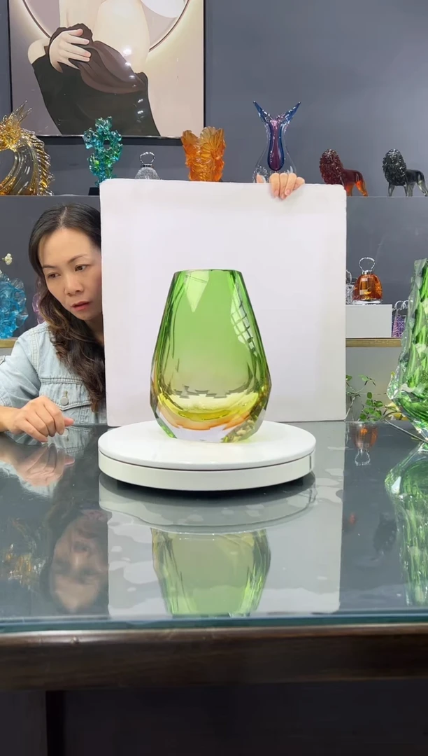 手工艺品琉璃  水晶琉璃花瓶1个微瑕