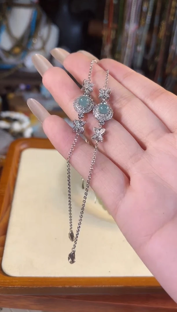 【闪购商品】翡翠手链未镶嵌多样性发货其一