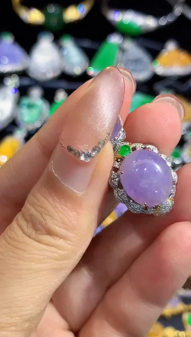 吊坠(不含链)18K金镶嵌翡翠SY多样性发其一