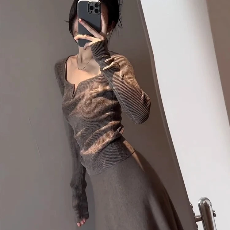 法式大领口修身显瘦打底衫女秋冬内搭毛衣小个子v领针织长袖上衣