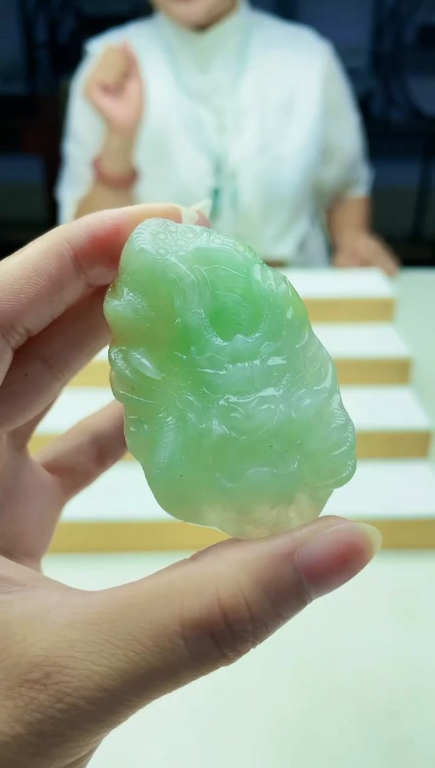 颈饰未镶嵌翡翠09230058