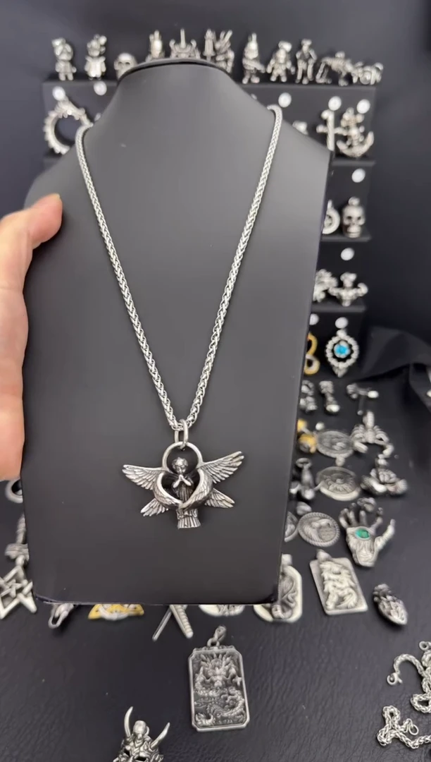 钛钢树脂天使吊坠搭配龙骨项链60CM长