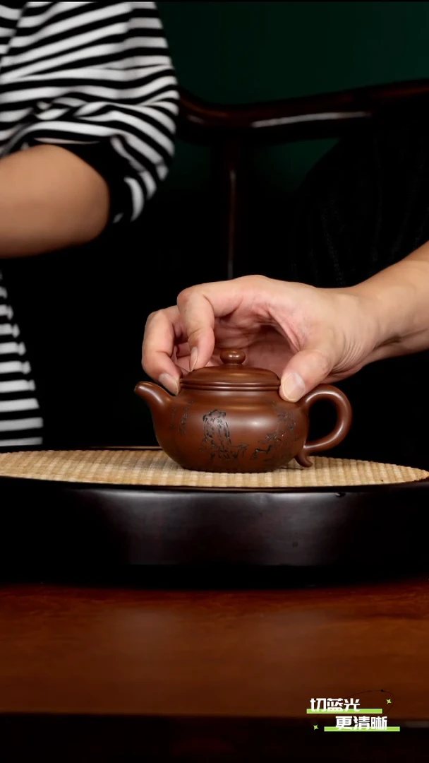 宜兴紫砂 ZST 紫玉金砂  仿古 260cc 送12杯