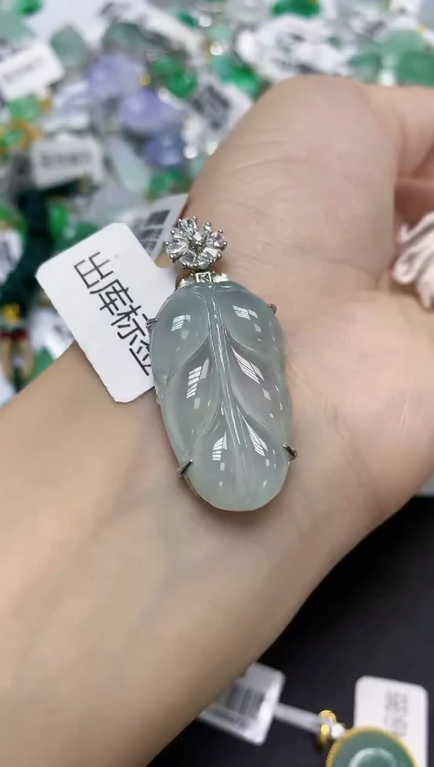 颈饰未镶嵌翡翠天然缅甸翡翠A货百元以上9元证书费自理