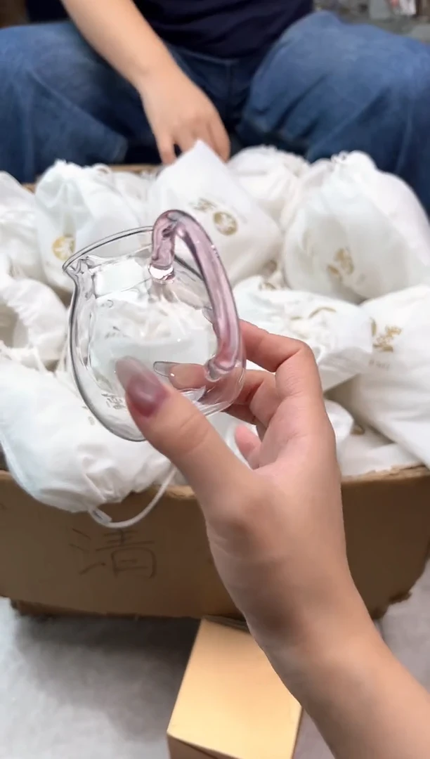 禾墨清乐浅粉色