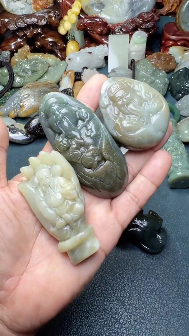 和田玉未镶嵌把件3