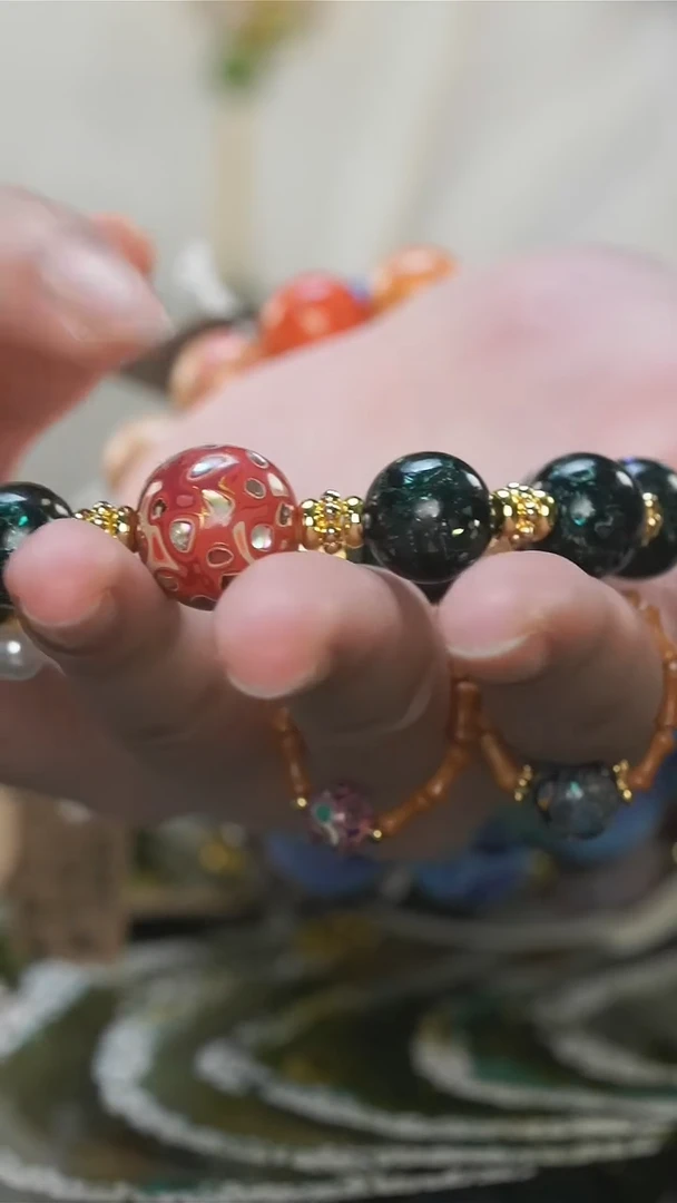 粉金色螺钿大漆单珠+极光绿设计款手串21