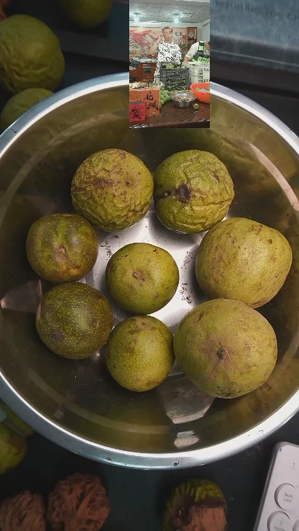 文玩核桃把件青皮楼2个官帽2个盘4个（售出不退不换）