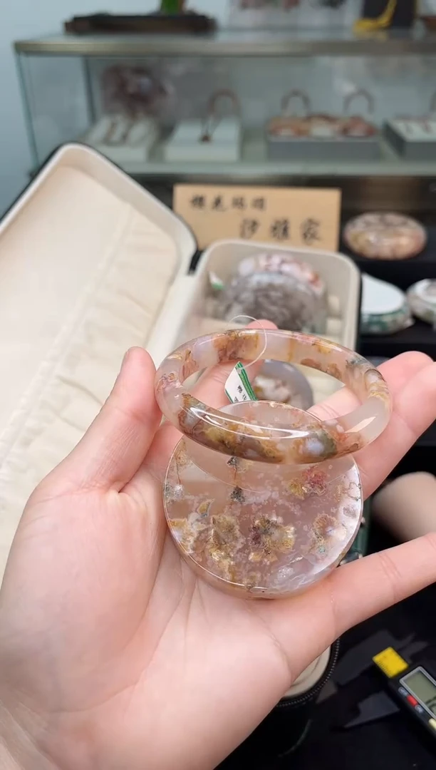 未镶嵌手镯石英质玉60圈口（赠品镯心）6886092