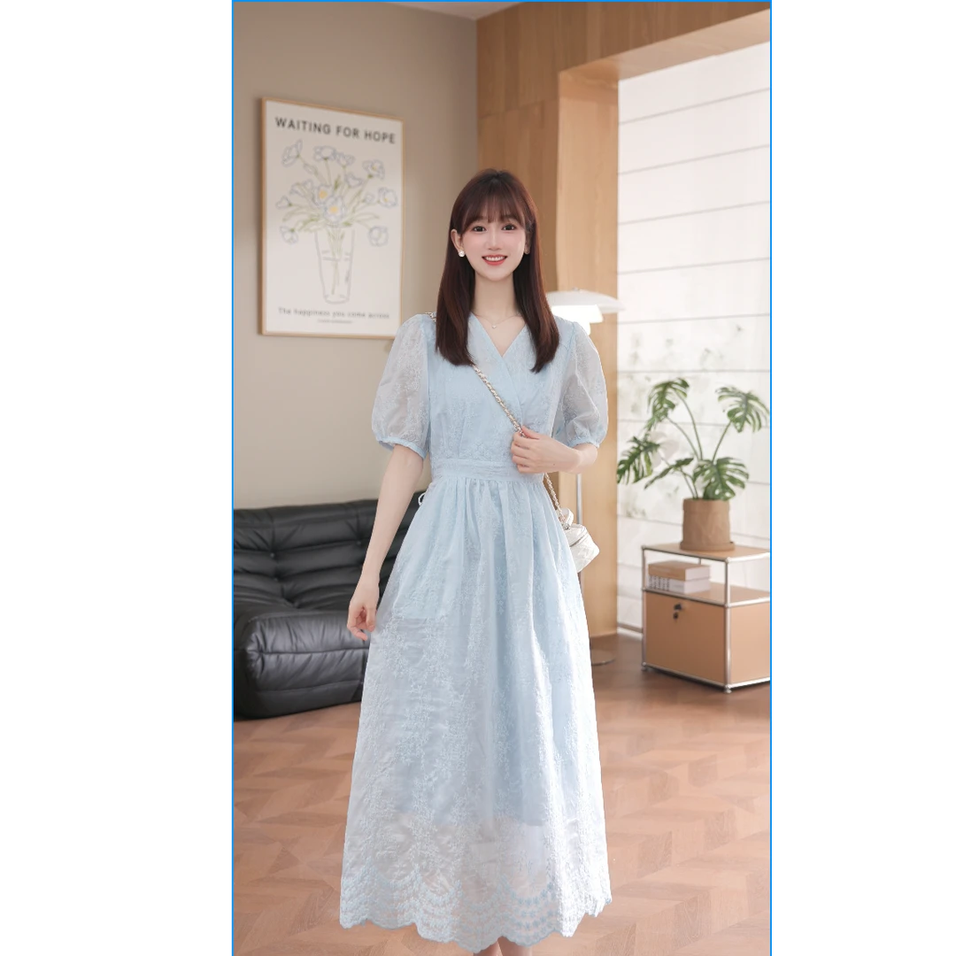 桑蚕丝夏季新款重工刺绣收腰显瘦连衣裙V领短袖设计感长裙A538