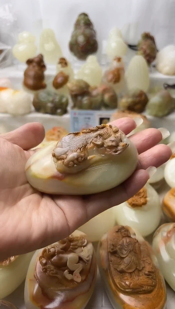 石材方解石手把摆件不退换霸王貔貅