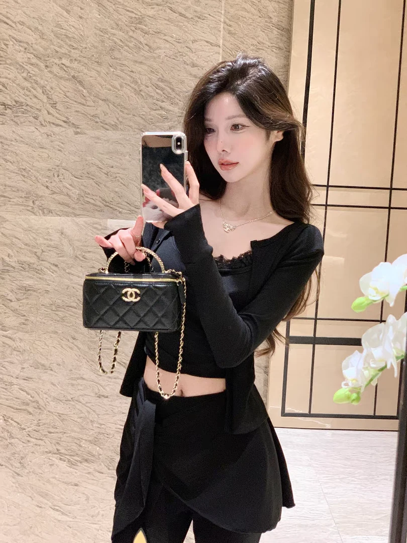 韩系辣妹风开衫上衣蕾丝花边拼接内搭吊带背心春季新款显瘦休闲裤