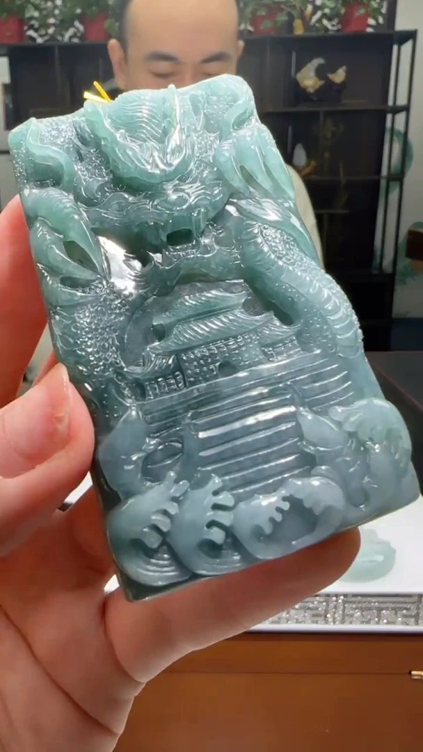 【闪购商品】翡翠颈饰未镶嵌天然翡翠A货吊坠