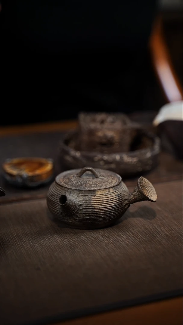全手工制作  南蛮侧把壶