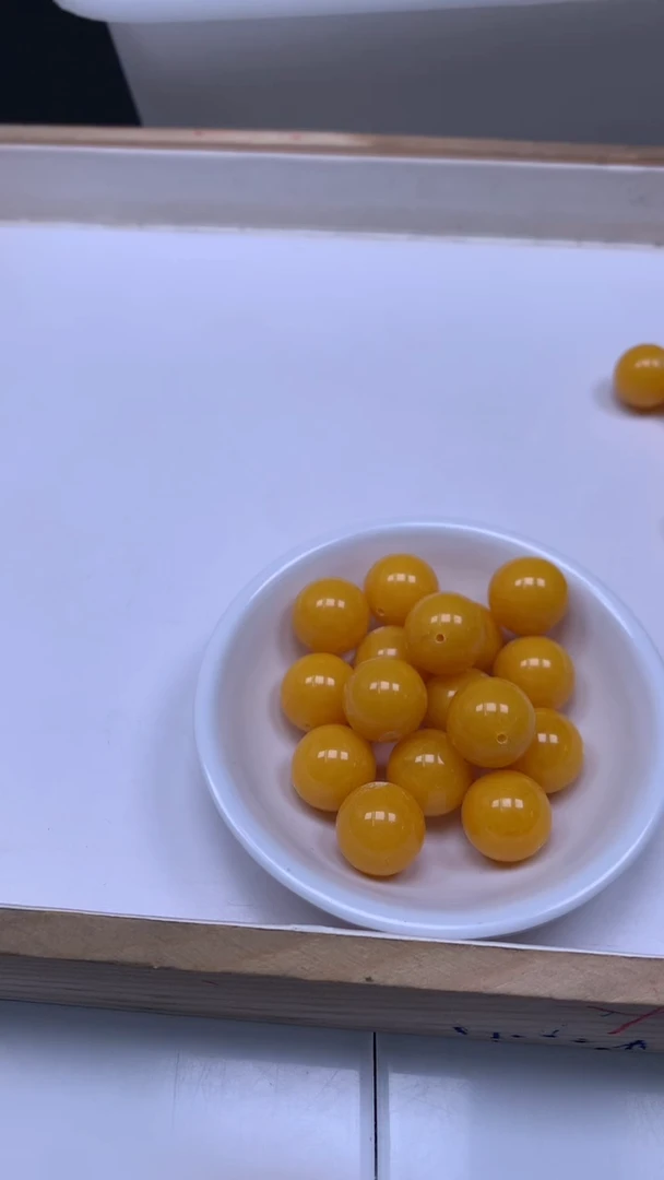 裸石蜜蜡未镶嵌A1852 鸡油黄蜜蜡16mm2颗8元