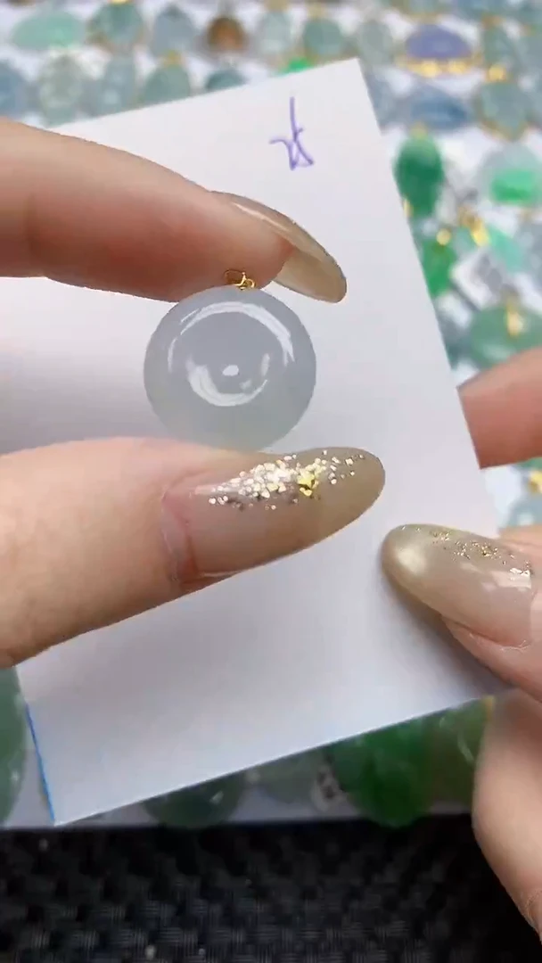 【闪购商品】翡翠颈饰未镶嵌天然A货翡翠