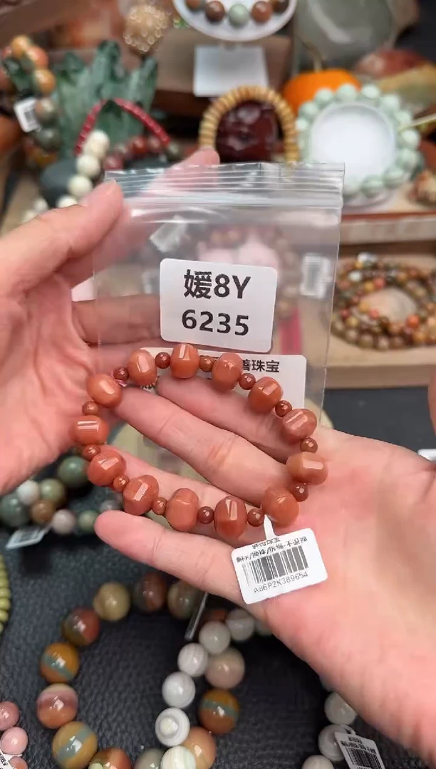 【闪购商品】石英质玉手链未镶嵌8Y6235