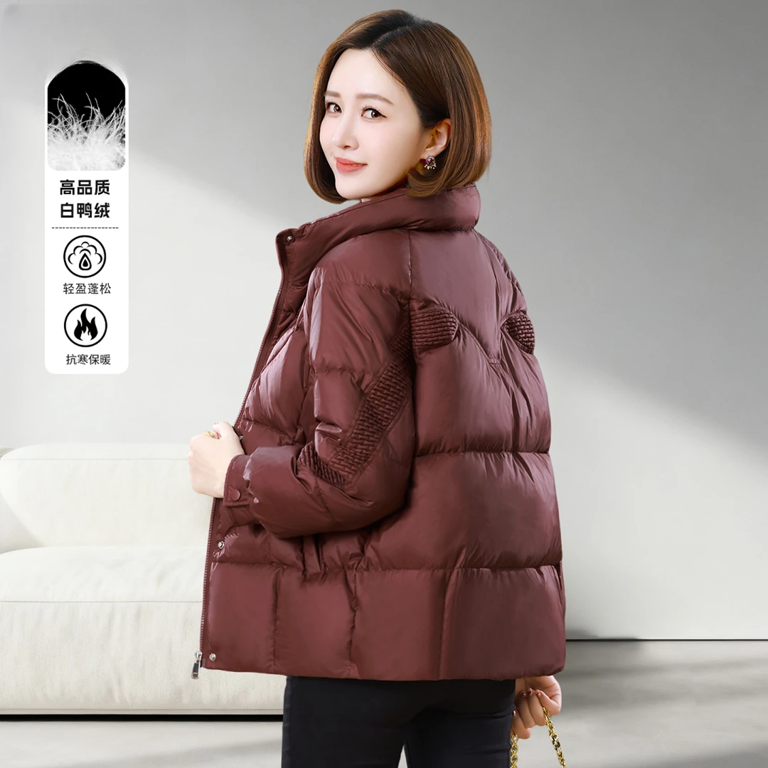 羽绒服女短款2025冬装新款小个子中年妈妈时尚洋气立领白鸭绒外套