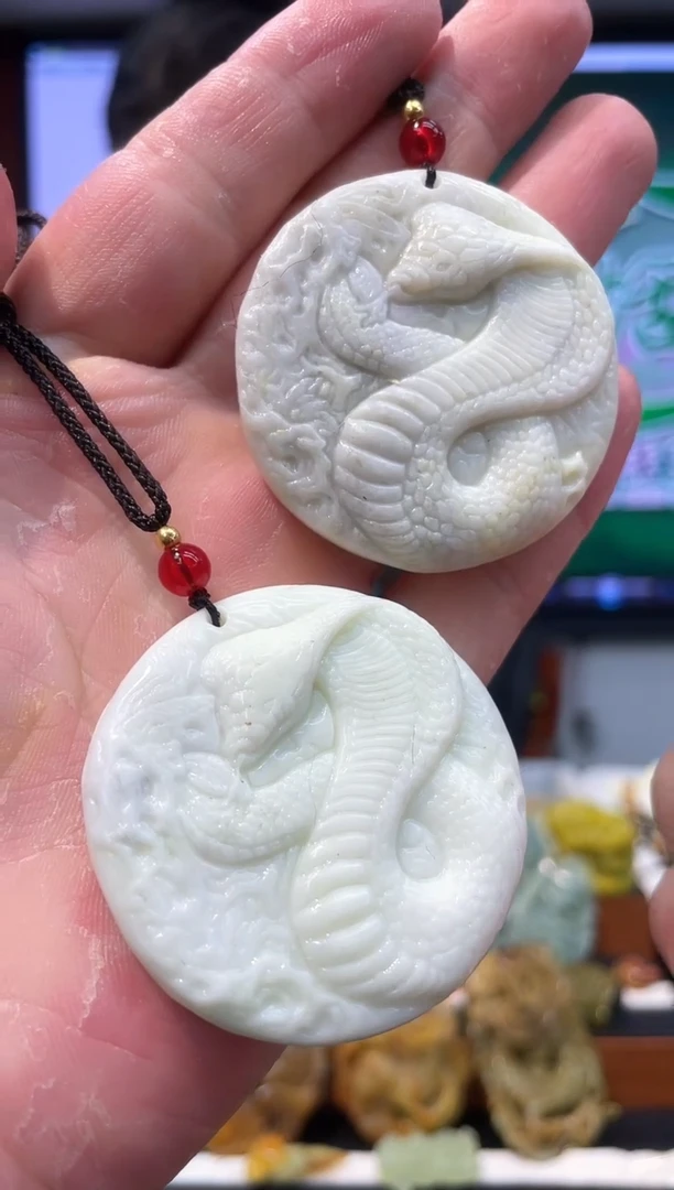 【闪购商品】岫玉吊坠未镶嵌··多样性发货*拍一发一