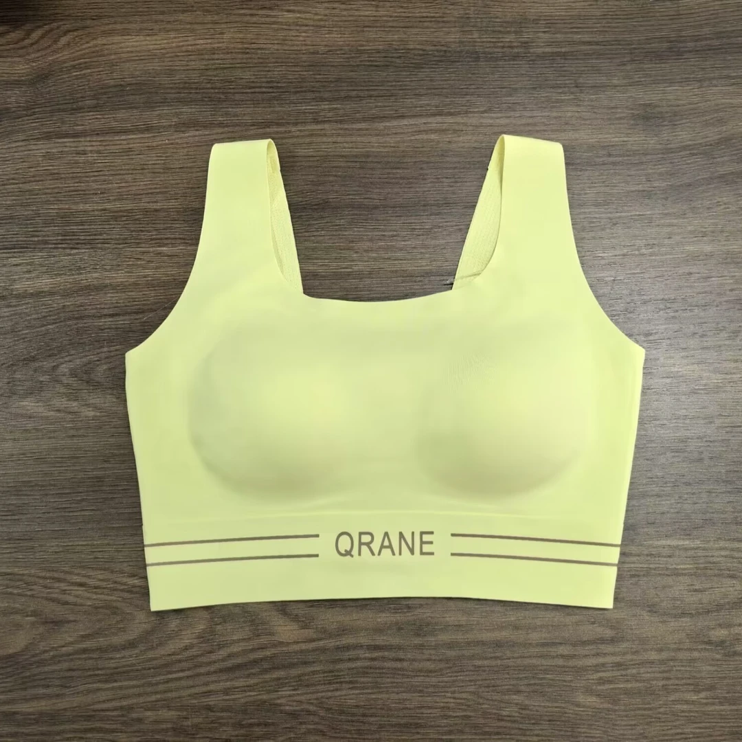 排扣一体果冻无痕内衣女聚拢舒适透气文胸瑜伽运动健身背心