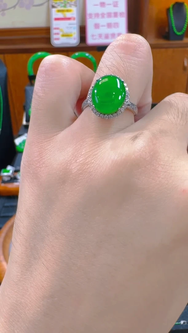 翡翠戒指银S925镶嵌天然A货翡翠