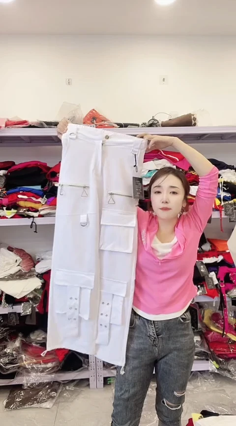 闪电购精品女装177M
